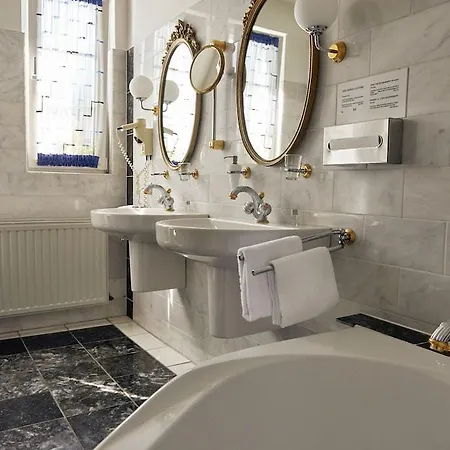 Design-hotel Zur Abtei Hotel 3*