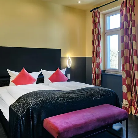 Design-hotel Zur Abtei 3* آخن