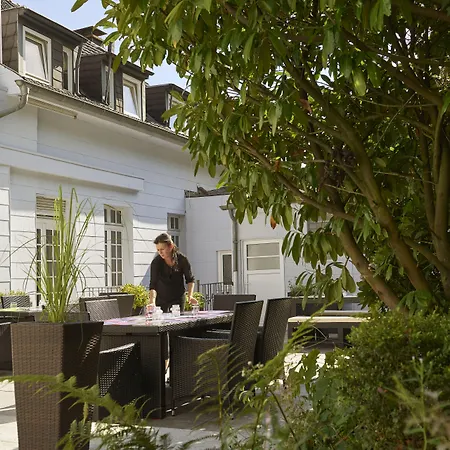 Отель Design-hotel Zur Abtei